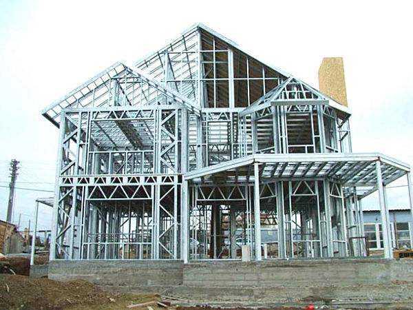 遵义钢结构建筑的腐蚀问题应该如何预防
